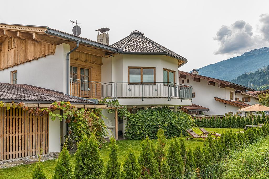 Sportchalet Zillertal 乌登斯 外观 照片